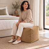 Pouf cube en velours Beige sable – 50 × 50 × 50 cm